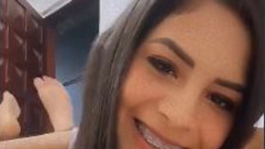 Lisa 19 Ans